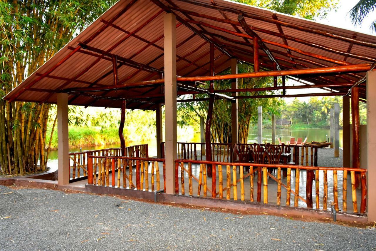 Pelican Lake اوداوالاوي المظهر الخارجي الصورة