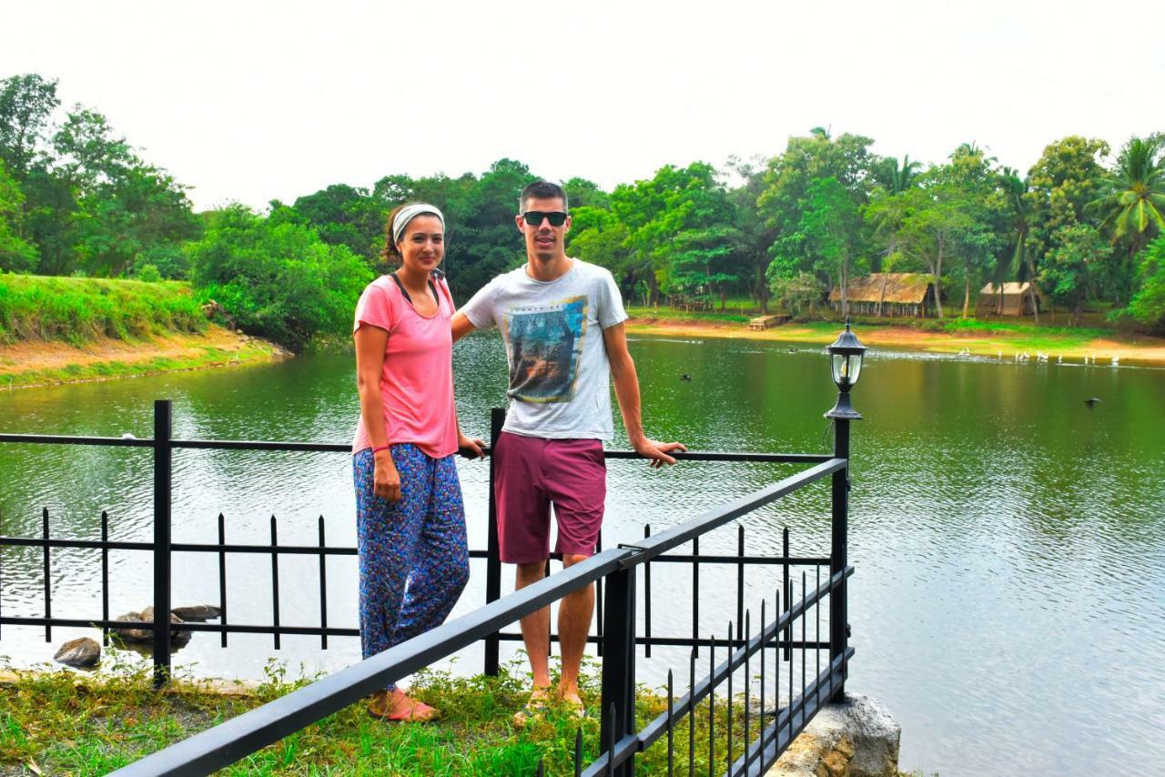 Pelican Lake اوداوالاوي المظهر الخارجي الصورة