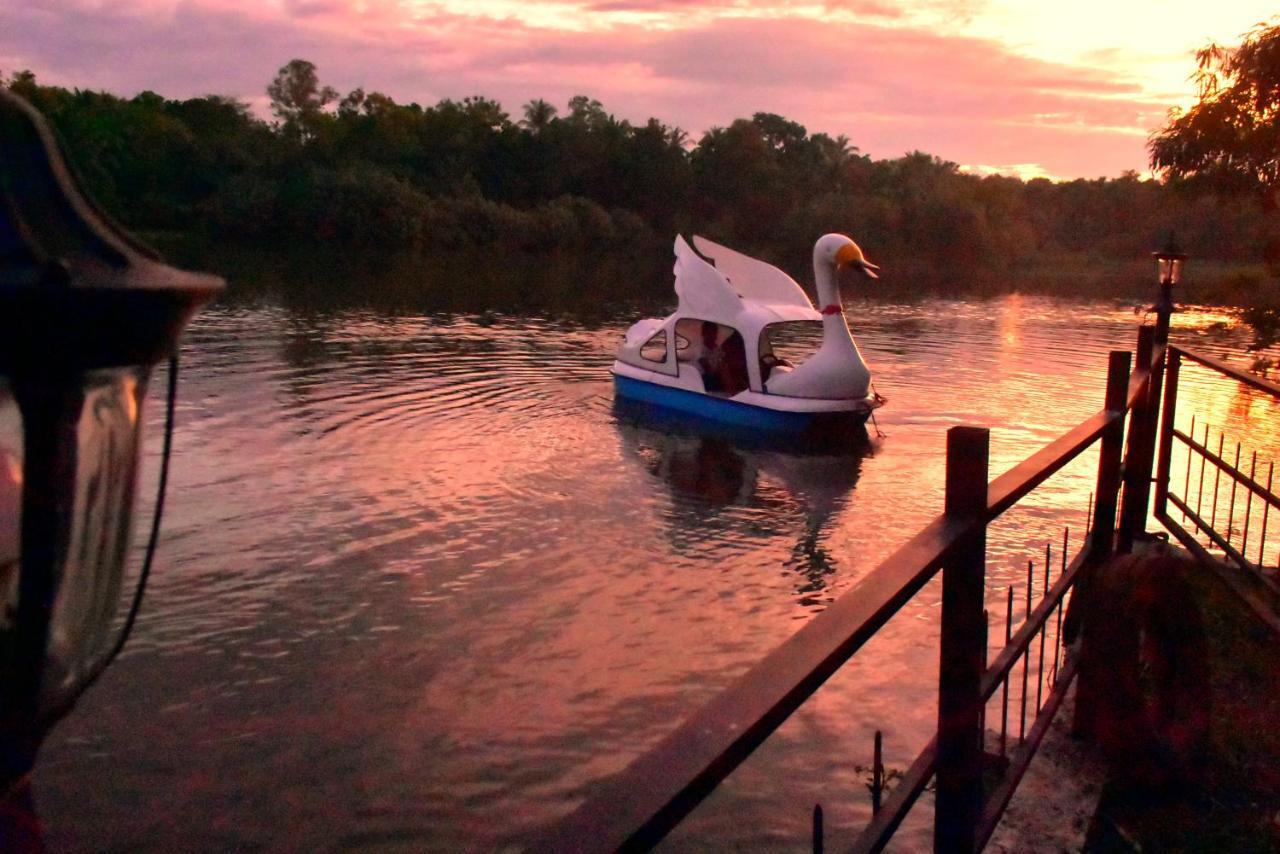 Pelican Lake اوداوالاوي المظهر الخارجي الصورة